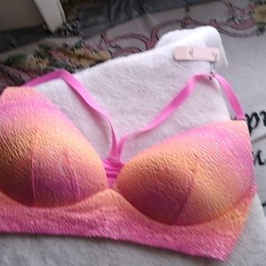 New w/tags Victoria Secret Bra